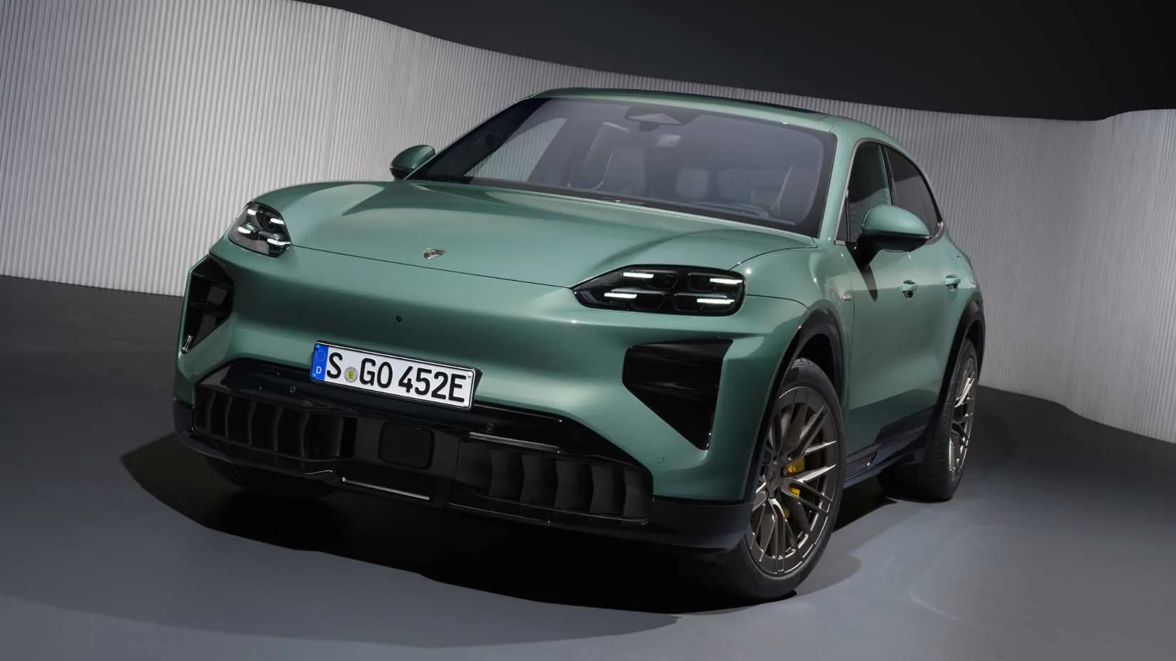 The Ultimate 2026 Importer’s Guide to Best Wholesale EV Deals
