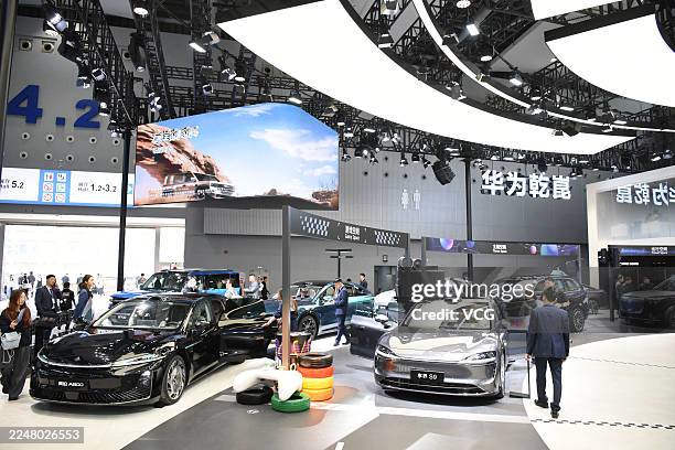 The Ultimate 2026 B2B Export Guide for Canton Fair car exhibitors: Pricing, Compliance & Localization