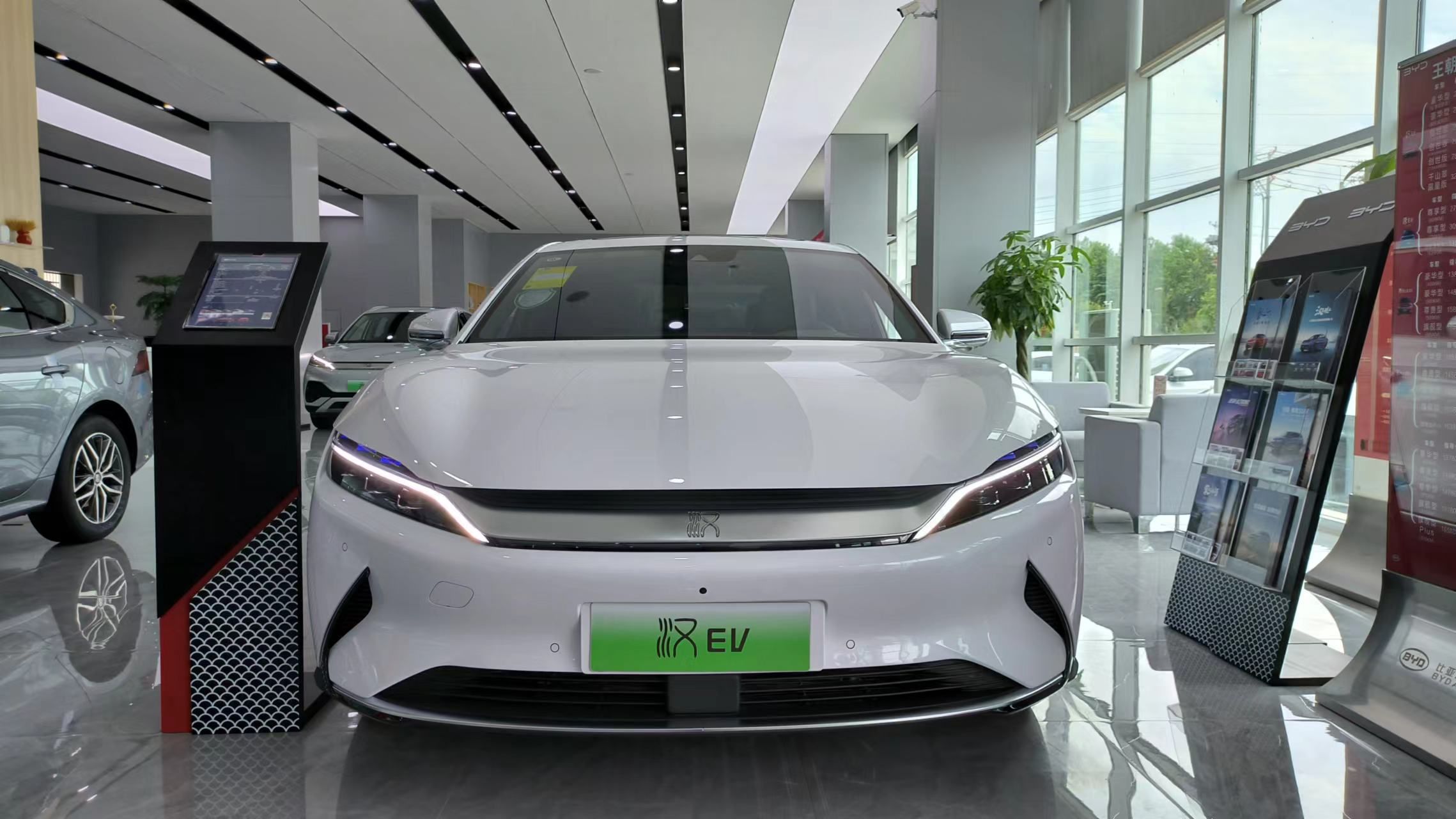 Customized Chinese ev sourcing agent for international market