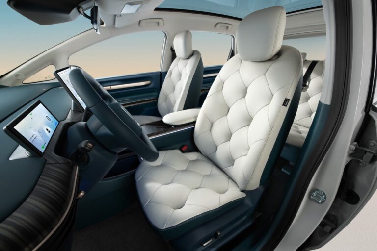 The Ultimate 2026 B2B Export Guide for China EV preorder: Pricing, Compliance & Localization