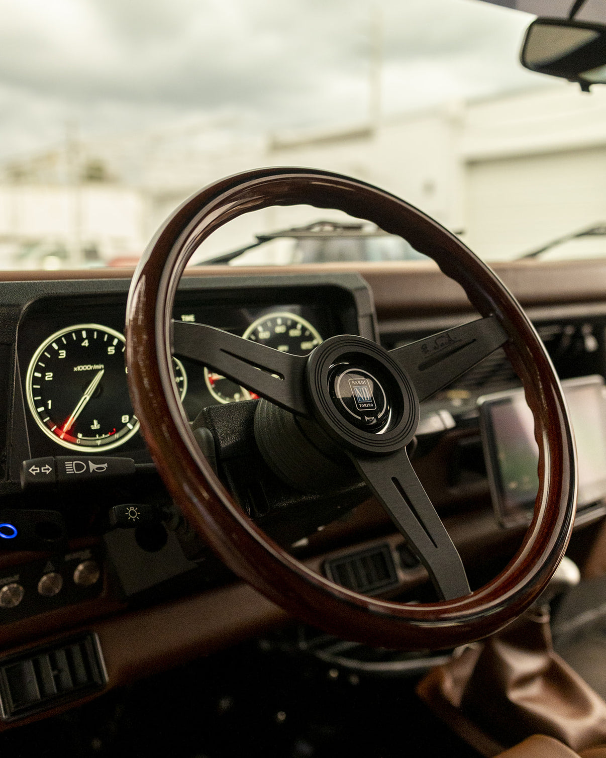 Customized LHD to RHD conversion service for international market